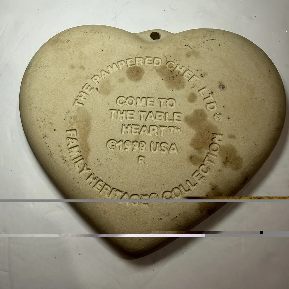Pampered Chef 1999 Come To The Table Heart Stoneware Cookie Mold USA